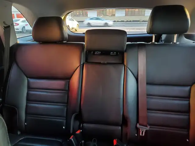 2017 Kia Sorento AWD EX Turbo *Leather / Rear View Camera* in Cars & Trucks in London - Image 26