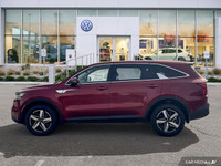 This Kia Sorento boasts a Regular Unleaded I-4 2.5 L/152 engine powering this Automatic transmission... (image 1)