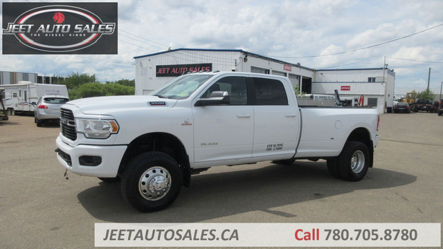 2019 Ram 3500 Big Horn 6.7L CUMMINS DUALLY in Heavy Equipment in Vancouver - Image 2