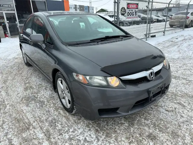 2009 Honda Civic Sdn Sport Sedan / Clean History / Low KM 141K  in Cars & Trucks in Calgary - Image 3