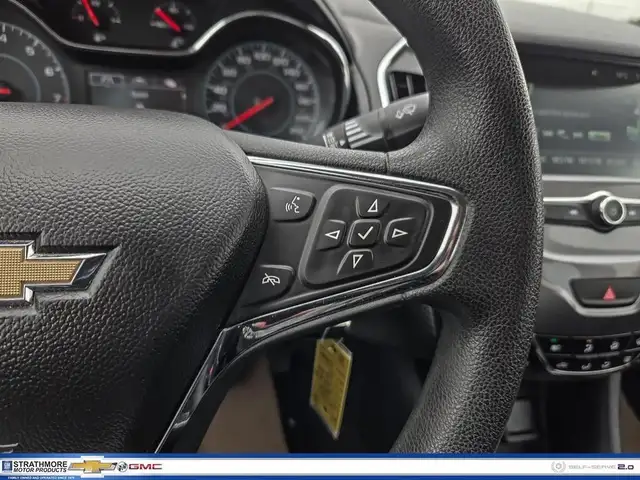 2017 Chevrolet Cruze in Cars & Trucks in Calgary - Image 13
