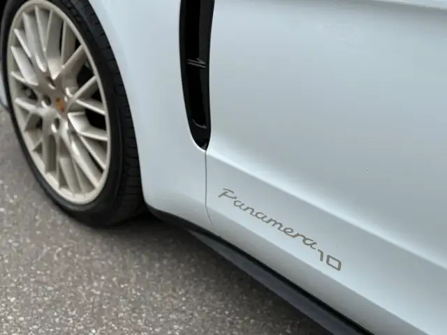 2020 Porsche Panamera 10 YEAR EDITION | NO ACCIDENT | SOFT CLOSE in Cars & Trucks in City of Toronto - Image 11