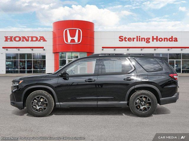 2025 Honda Pilot TrailSport in Cars & Trucks in Hamilton - Image 3