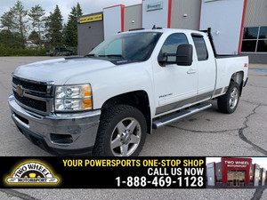 2011 Chevrolet Silverado 2500 4WD Ext Cab 143.5  LTZ DURAMAX DIESEL