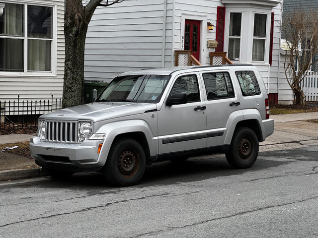 2011 Jeep Liberty 70th Anniversary Edition in Cars & Trucks in City of Halifax