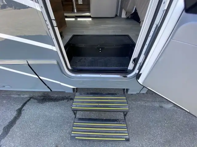 2024 Winnebago View 24J in RVs & Motorhomes in Abbotsford - Image 32