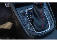 SPORTY, COMPACT SUV! - 1.6L Engine - AWD - Automatic Transmission - Navigation - Apple CarPlay & And... (image 9)