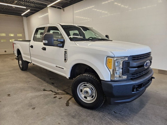 2017 Ford Super Duty F-350 à roues arrière simples XL***6.7L Pow in Cars & Trucks in Thetford Mines - Image 4