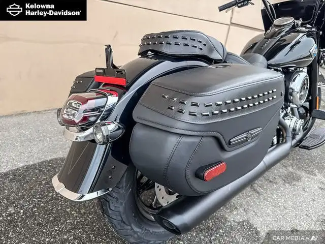 2025 Harley-Davidson Softail FLHC - Heritage Classic in Street, Cruisers & Choppers in Kelowna - Image 8