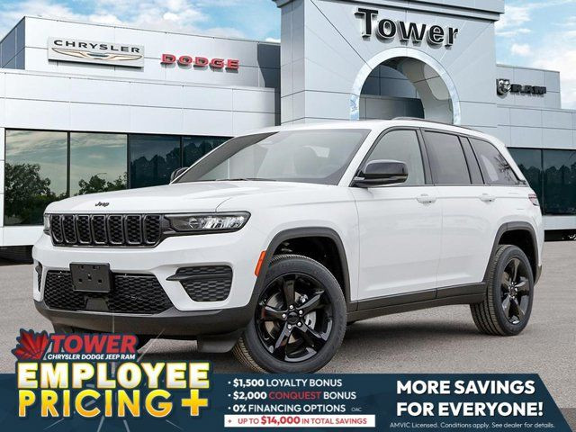 2025 Jeep Grand Cherokee Altitude in Cars & Trucks in Calgary