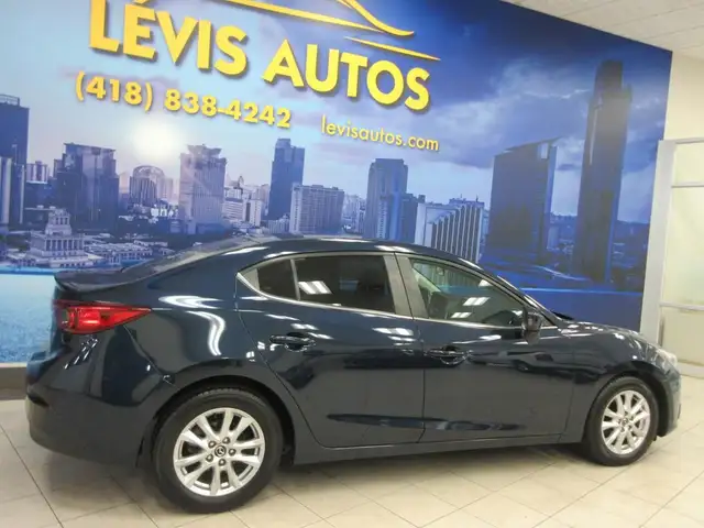 MAZDA 3 2015 GS AUTOMATIQUE SIEGES CHAUFFANT CAMERA PUSH START in Cars & Trucks in Lévis - Image 23