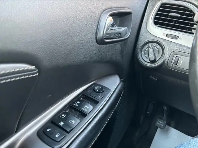 2018 Dodge Journey Crossroad | SUNROOF | HEATED SEATS | DVD dans Autos et camions dans Calgary - Image 19