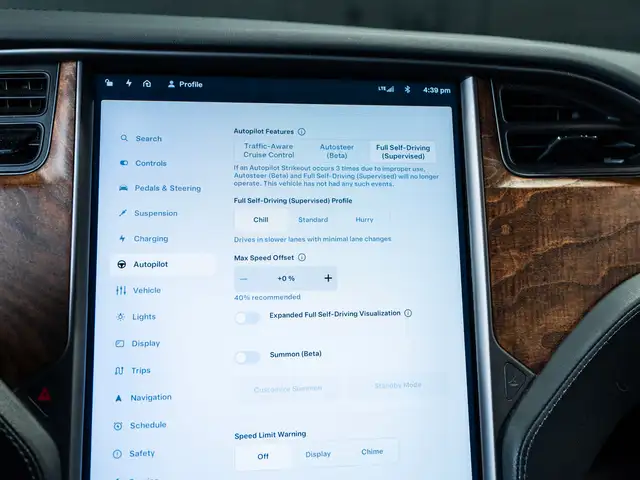 2019 Tesla Model X Long Range/AUTOPILOT FULL SELF-DRIVE/1OWNER in Cars & Trucks in Mississauga / Peel Region - Image 34