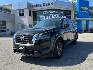 2023 Nissan Pathfinder S