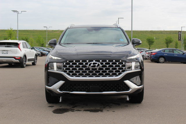 2022 Hyundai Santa Fe Hybrid Preferred in Cars & Trucks in Calgary - Image 4