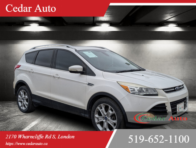 2015 Ford Escape Titanium 4WD in Cars & Trucks in London