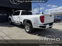 2022 Chevrolet Silverado 3500HD 4WD Crew Cab Long Box High Country Double Roues Automatique avec Siè... (image 7)