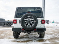 BRIGHT WHITE,TRANSMISSION: 8-SPEED TORQUEFLITE AUTO,TECHNOLOGY GROUP -inc: Alpine Premium Audio Syst... (image 3)