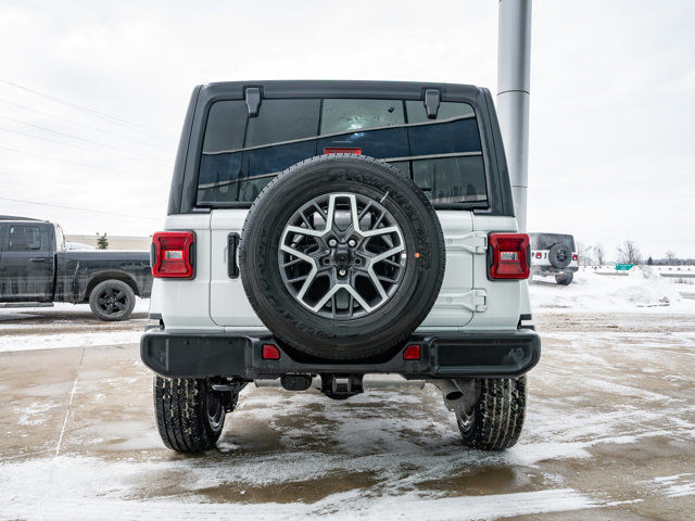 2024 Jeep Wrangler Sahara in Cars & Trucks in Barrie - Image 4