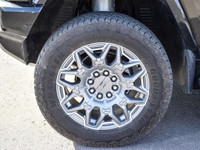 Year: 2024 Make: GMC Model: Hummer EV SUV Trim: 1SG Preferred Equipment Group Drive Type: Tri-Motor... (image 5)
