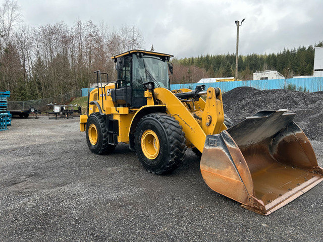 2022 CAT 950M in Heavy Equipment in Calgary - Image 2