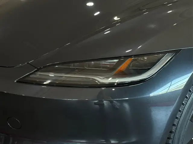 Tesla Model 3 2024 in Cars & Trucks in Markham / York Region - Image 46
