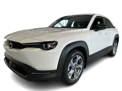 Nav, Carplay, Bluetooth, Caméra, Jantes, Bouton de démarrage, Sièges chauffants, USB, 1 Proprio, Auc...