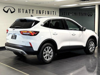 The 2024 Ford Escape Active is a versatile compact SUV powered by a 1.5L Intercooled Turbo Premium U... (image 3)