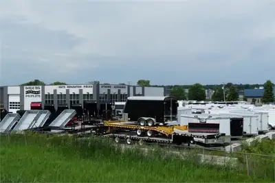 Remorques TRG Remorque Tilt HD 2 essieux 7000 lbs chacune Galvanisé a chaud Power unit avec batterie...