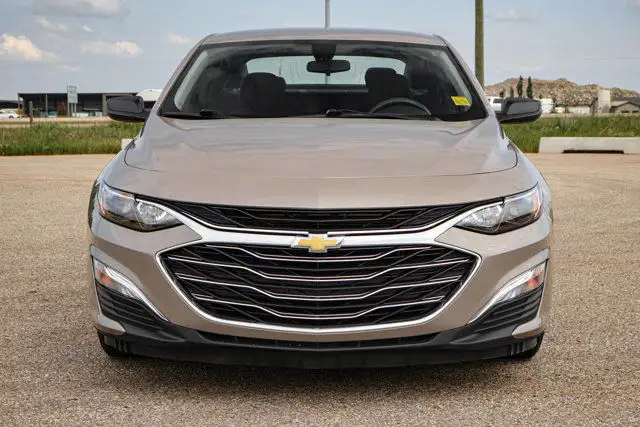 2022 Chevrolet Malibu AUTOMATIC LOW KMS in Cars & Trucks in Strathcona County - Image 8