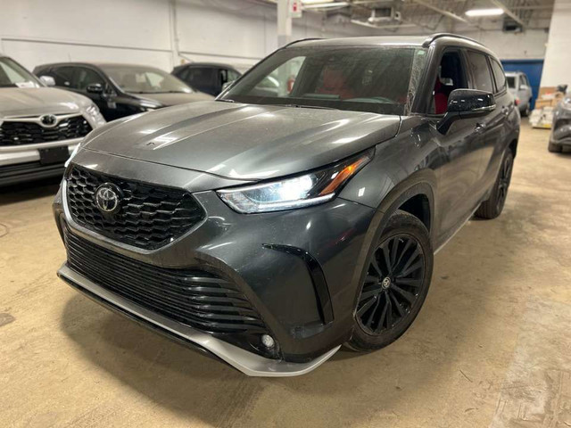 2023 Toyota Highlander XSE + RED INT. + CUI in Cars & Trucks in City of Montréal