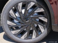 Sunroof, Cooled Seats, Premium Audio, Navigation, Wireless Charging! Very few crossover SUVs come cl... (image 6)