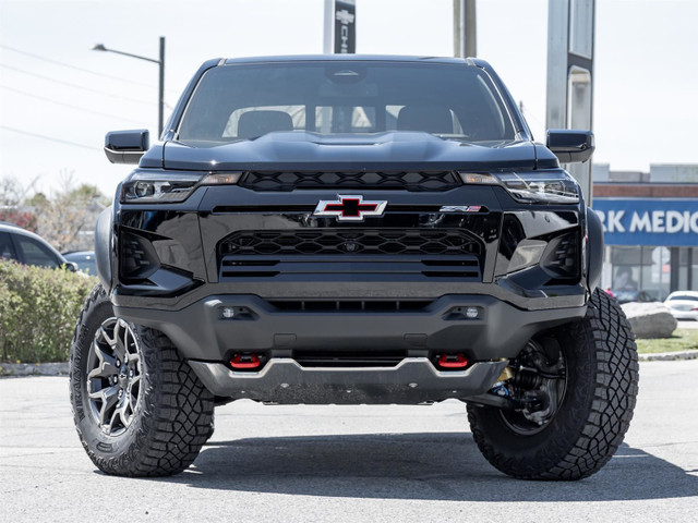 2025 Chevrolet Colorado ZR2- Off-Road Assist Steps | HD Surround in Cars & Trucks in Markham / York Region - Image 2