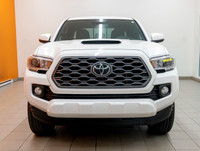 À voir! / Come see it! TRÈS BIEN ÉQUIPÉ / VERY WELL EQUIPPED. Version TRD Sport Crew 4x4 avec Moteur... (image 3)