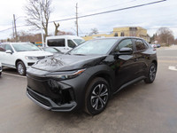 15,000KMS O N L Y - 100% CANADIAN VEHICLE Visit Our Website @ EliteLuxuryMotors.ca Please note that... (image 7)