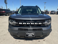 Style That’s Trail-Tested. Comfort That’s City-Ready. The 2021 Bronco Sport Outer Banks is your all-... (image 8)
