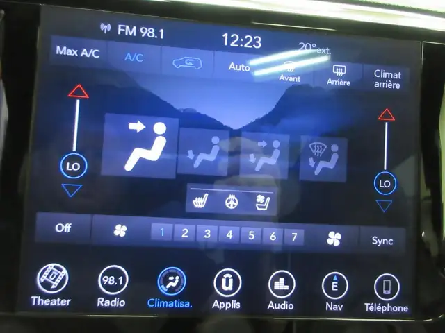 CHRYSLER PACIFICA 2018 LIMITED S GPS NAVIGATION CUIR TOIT PANO T in Cars & Trucks in Lévis - Image 13