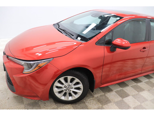  2020 Toyota Corolla LE, UPGRADE, TOIT OUVRANT, CAMERA DE RECUL in Cars & Trucks in Longueuil / South Shore - Image 2