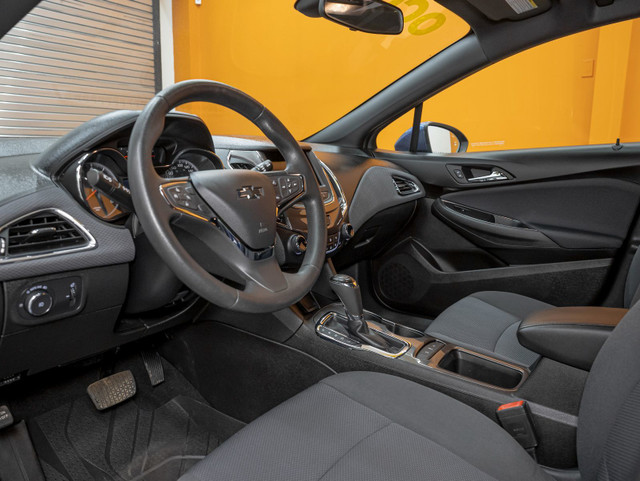 2019 Chevrolet Cruze LT RS AUTO *SIÈGES CHAUFF* CARPLAY USB *BAS in Cars & Trucks in Laurentides - Image 2