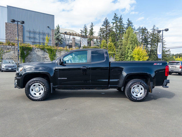 2015 Chevrolet Colorado 4WD Z71 | Tonneau Cover | in Cars & Trucks in Cowichan Valley / Duncan - Image 2