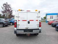 3/4 TON CREW CAB! 2500 HD 6.6' Foot Box, 6.0L GAS V8, FULLY LOADED, THIS TRUCK IS EXTRA EXTRA CLEAN,... (image 8)