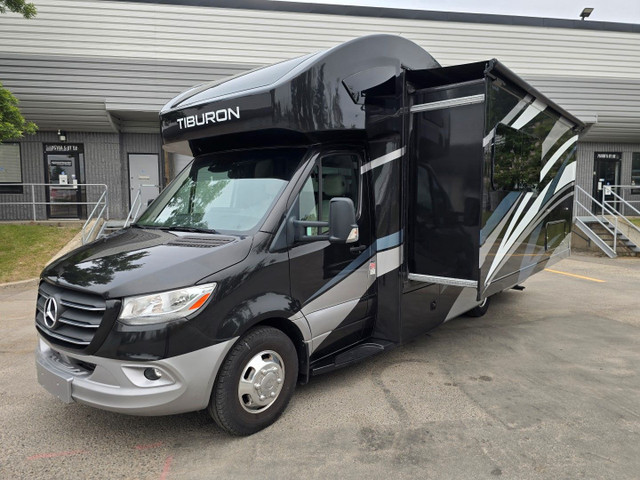 2023 Mercedes-Benz Sprinter Cab Chassis 3500 \ Thor Motor Coach  in Cars & Trucks in Calgary - Image 3