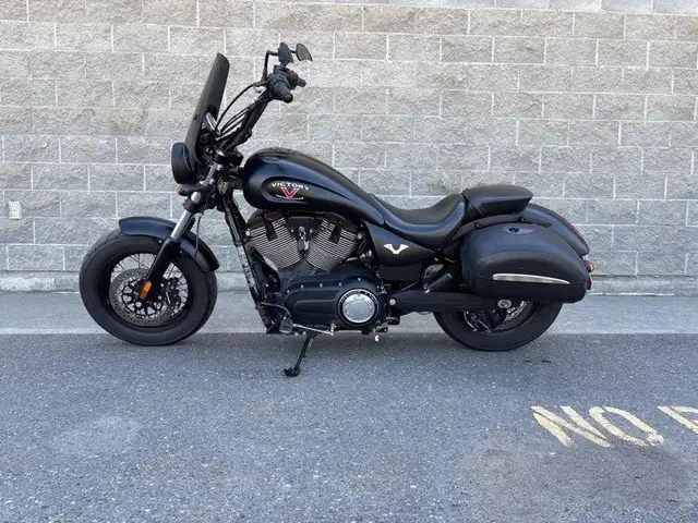 2017 Victory Motorcycles High-Ball Suede Black in Street, Cruisers & Choppers in Kamloops - Image 10