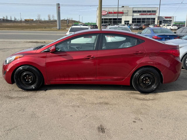 2013 Hyundai Elantra L, AUTO, ONLY 47 KMS, NO ACCIDENT, 1 OWNER, in Cars & Trucks in London - Image 2