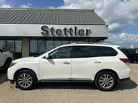 2016 Nissan Pathfinder SL We pay TOP dollar for trade in vehicles! No charge delivery ANYWHERE in Al... (image 1)