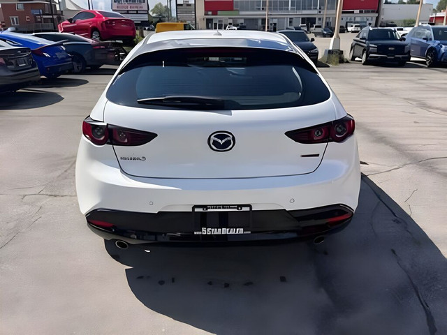 2020 Mazda Mazda3 Sport GT NAV LEATHER ROOF LOADED! WE FINANCE A in Cars & Trucks in London - Image 4
