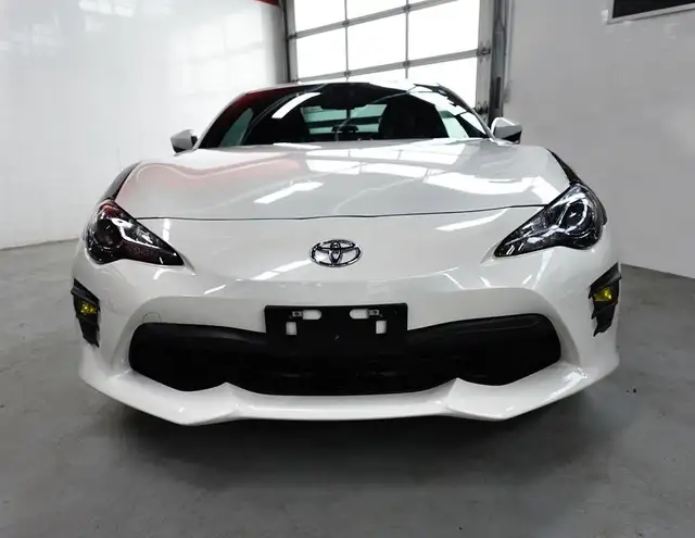 2020 Toyota 86 GT MODEL,4 NEW TIRES ON IT,CARBON FIBER,MUST SEE62938483425537121