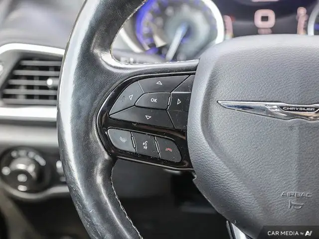 2018 Chrysler Pacifica Touring-L Plus | Apple CarPlay | Leather in Cars & Trucks in London - Image 22