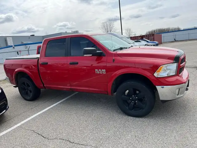 2018 Ram 1500 Outdoorsman 4x4 Crew Cab 5'7 Box in Cars & Trucks in Woodstock - Image 5