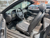 2002 FORD MUSTANG 2DR V6 CONVERTIBLE EN EXCELLENTE CONDITION MECANIQUE ET ESTHETIQUE!!! CLEAN CARFAX... (image 1)